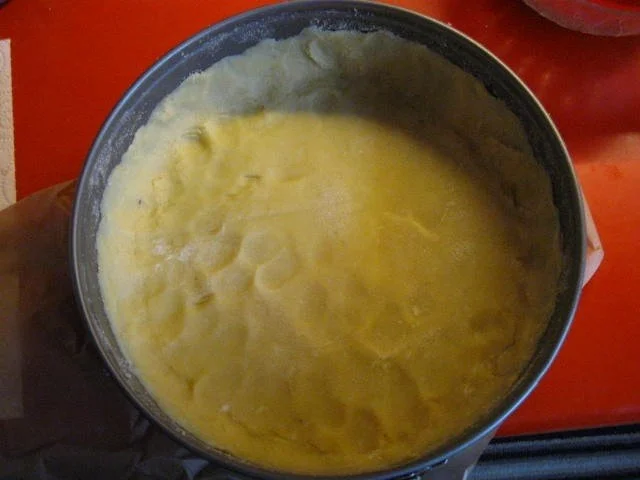 Quark - Kuchen mit Johannisbeeren und Himbeeren - Rezept - Bild Nr. 12