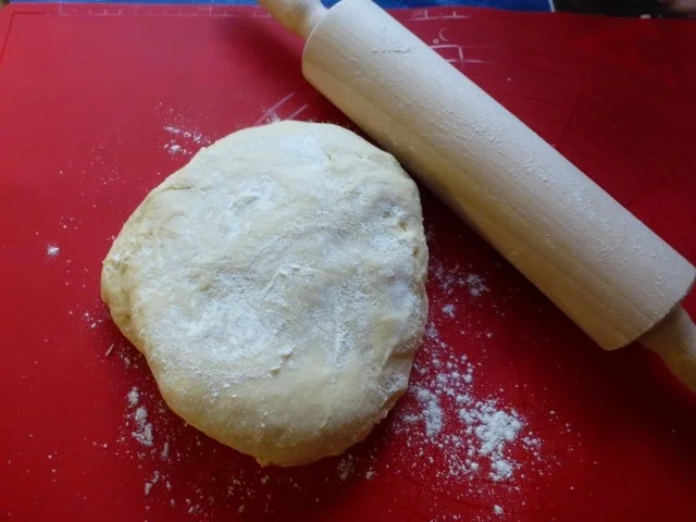 Rezept: Apfelstrudel mit extra viel Äpfeln Bild Nr. 9 Apfelstrudel mit extra viel Äpfeln - Rezept - Bild Nr. 9