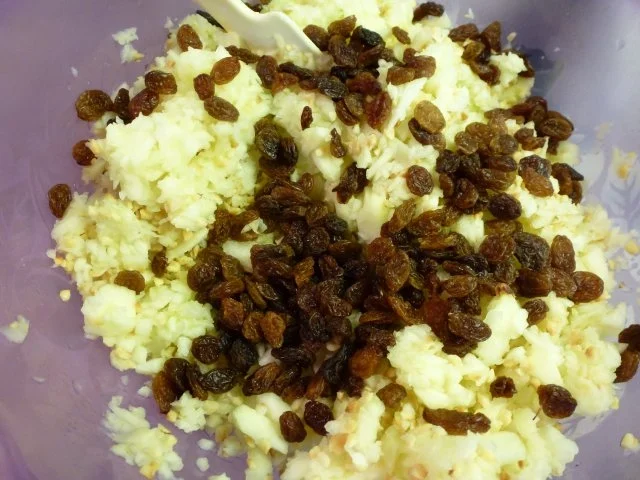 Rezept: Apfelstrudel mit extra viel Äpfeln Bild Nr. 12 Apfelstrudel mit extra viel Äpfeln - Rezept - Bild Nr. 12