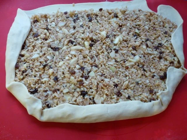 Rezept: Apfelstrudel mit extra viel Äpfeln Bild Nr. 15 Apfelstrudel mit extra viel Äpfeln - Rezept - Bild Nr. 15