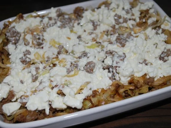 Weißkohl-Hack-Auflauf mit Feta-Haube - Rezept - Bild Nr. 7