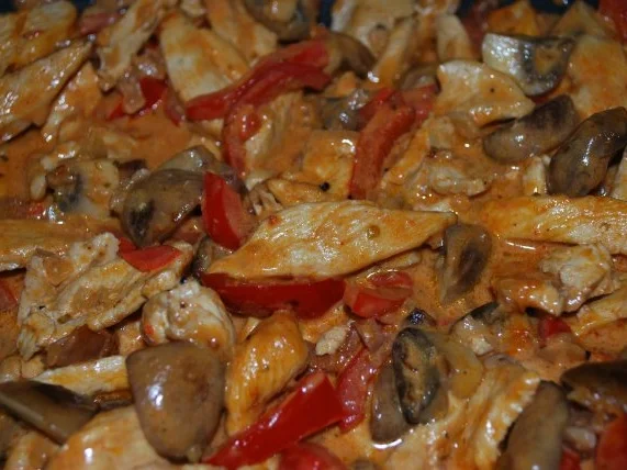 Rezept: Hähnchengeschnetzeltes Bild Nr. 2 Hähnchengeschnetzeltes - Rezept - Bild Nr. 2