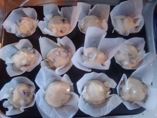 leichte Muffins mit verschiedenen Früchten  - Rezept - Bild Nr. 2