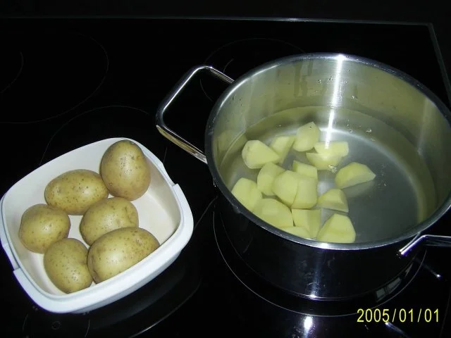 Rezept: Schwein: Würzige Zwiebel-Nackenkoteletts Bild Nr. 3 Schwein: Würzige Zwiebel-Nackenkoteletts - Rezept - Bild Nr. 3