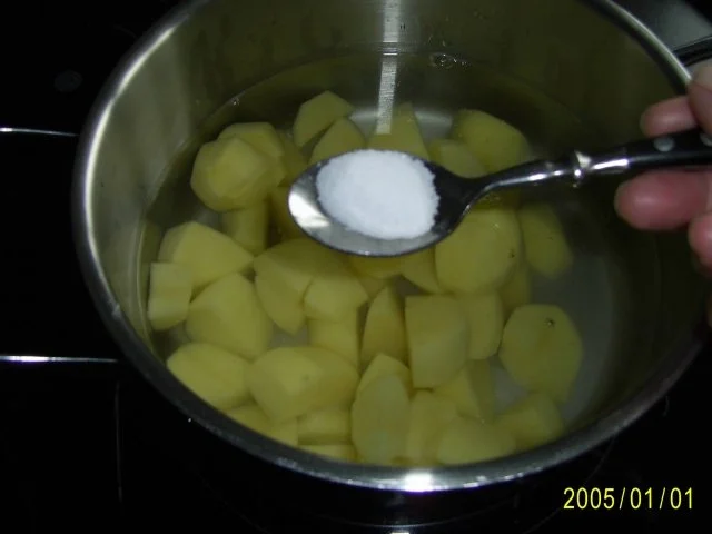 Rezept: Schwein: Würzige Zwiebel-Nackenkoteletts Bild Nr. 4 Schwein: Würzige Zwiebel-Nackenkoteletts - Rezept - Bild Nr. 4