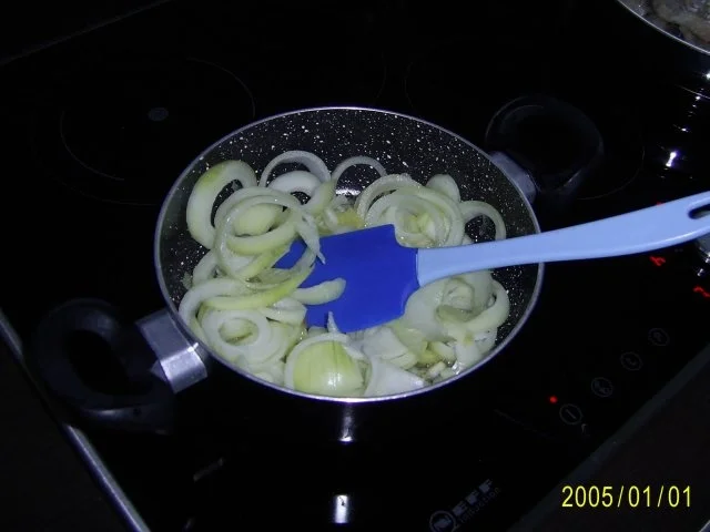 Rezept: Schwein: Würzige Zwiebel-Nackenkoteletts Bild Nr. 6 Schwein: Würzige Zwiebel-Nackenkoteletts - Rezept - Bild Nr. 6