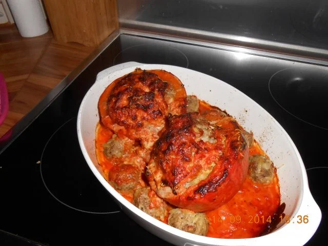 Rezept: Gefüllter Hokkaido-Kürbis Gefüllter Hokkaido-Kürbis - Rezept