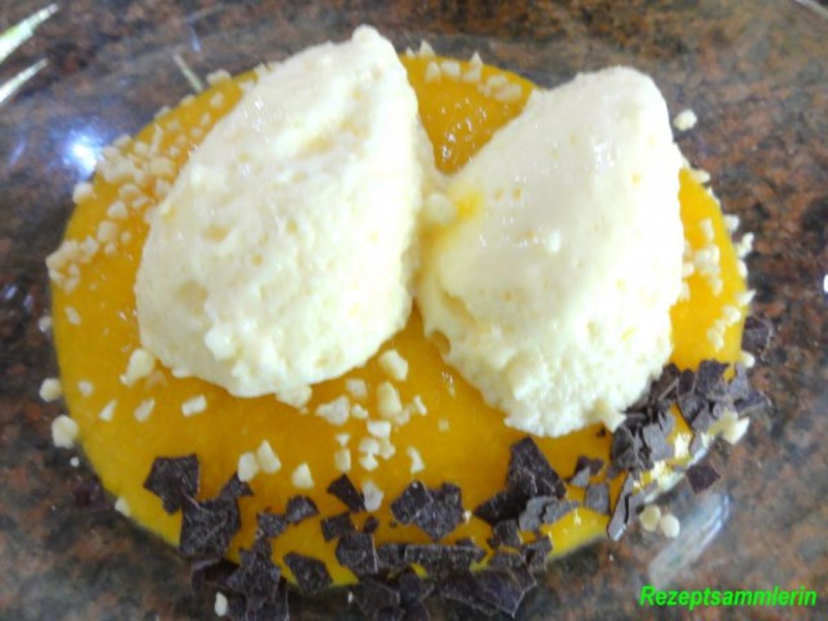 Bilder für Dessert: SAURE - SAHNE - MOUSSE - Rezept