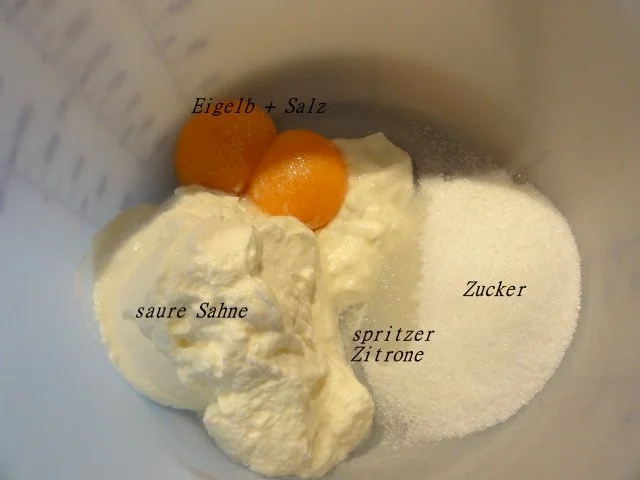 Dessert:   SAURE - SAHNE - MOUSSE - Rezept - Bild Nr. 3