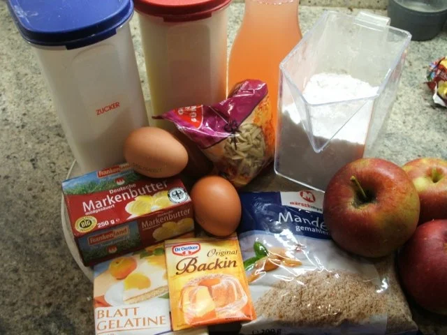 Backen: Feiner Mandelkuchen mit Apfelgelee - ***Happy Birthday, lieber Bernd*** - Rezept - Bild Nr. 2