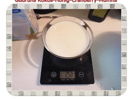 Muffins: Kokos-Honig-Cranberry-Muffins - Rezept - Bild Nr. 6