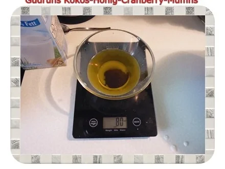 Muffins: Kokos-Honig-Cranberry-Muffins - Rezept - Bild Nr. 7