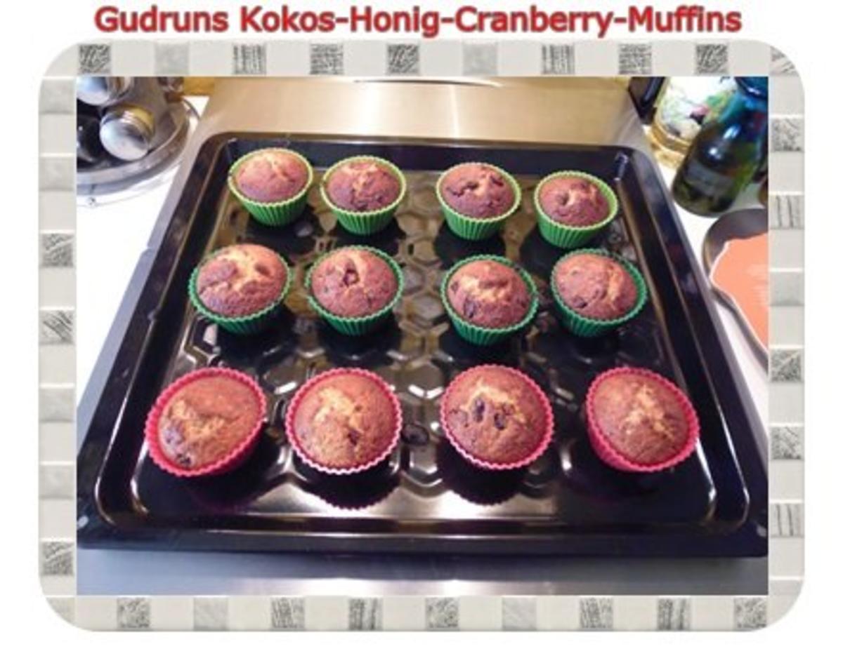 Muffins: Kokos-Honig-Cranberry-Muffins - Rezept - Bild Nr. 14