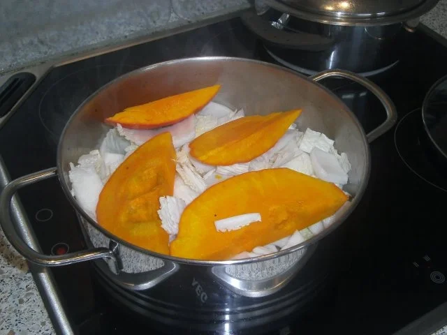 Scharfer Chinakohl mit Hokkaido-Spalten - Rezept - Bild Nr. 6