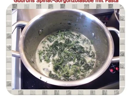 Rezept: Vegetarisch: Spinat-Gorgonzolasoße mit Pasta Bild Nr. 6 Vegetarisch: Spinat-Gorgonzolasoße mit Pasta - Rezept - Bild Nr. 6