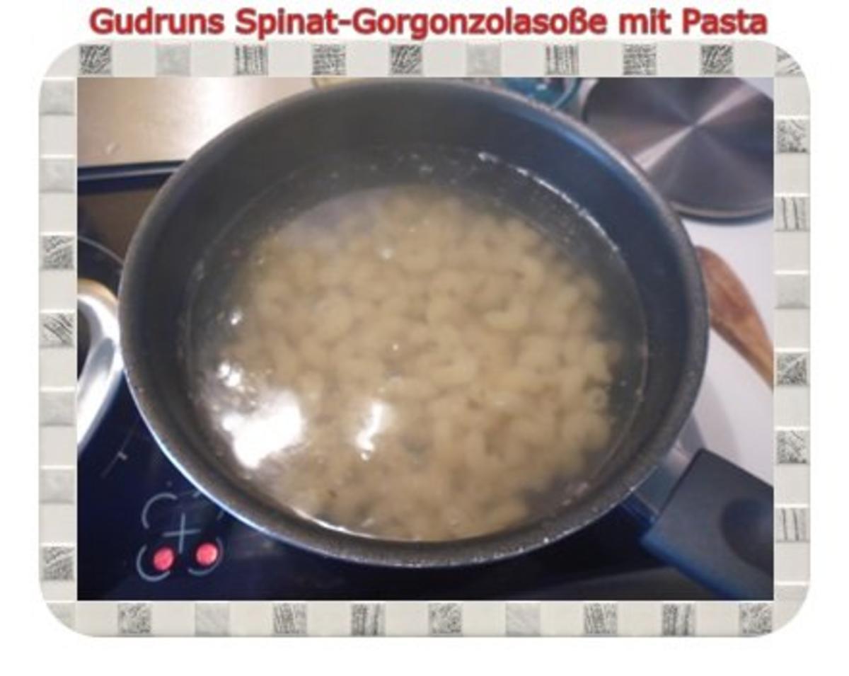 Vegetarisch: Spinat-Gorgonzolasoße mit Pasta - Rezept - Bild Nr. 7