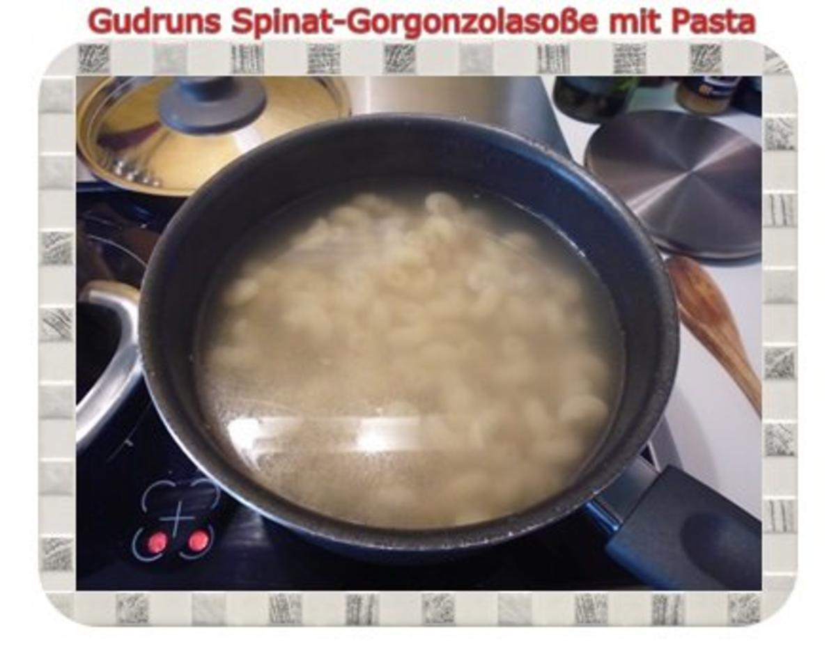 Vegetarisch: Spinat-Gorgonzolasoße mit Pasta - Rezept - Bild Nr. 8