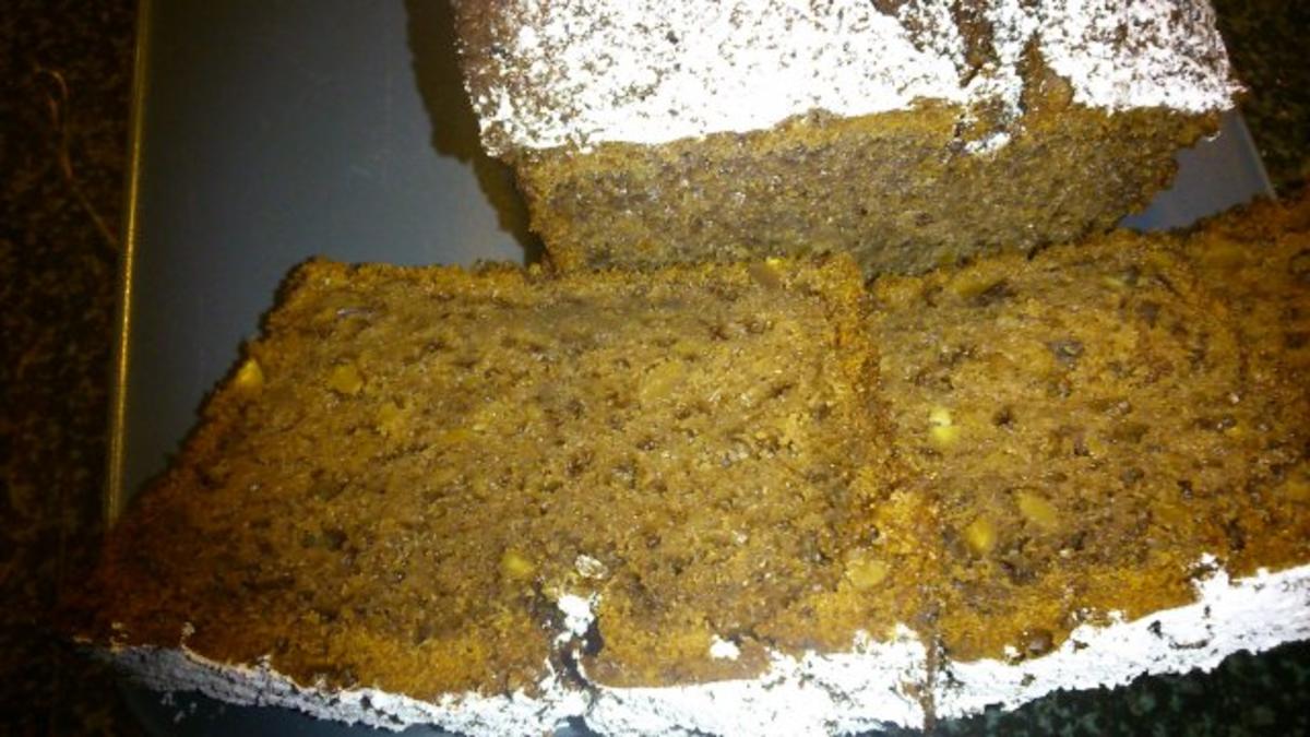 Saftiger Rotweinkuchen mit gebrannten Mandeln - Rezept - Bild Nr. 6