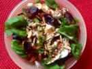 Tomatensalat mit Mozzarella, Mandeln und Datteln - Rezept