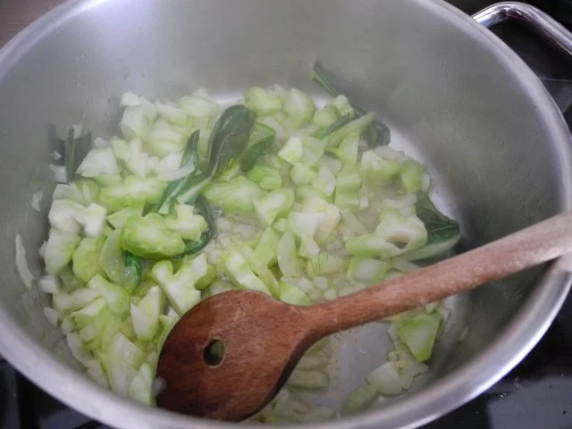 Rezept: Schmorgurken an Kokosmilch mit Zuckerschoten dazu Kamut und Mandel - Tofu Bild Nr. 3 Schmorgurken an Kokosmilch mit Zuckerschoten dazu Kamut und Mandel - Tofu - Rezept - Bild Nr. 3