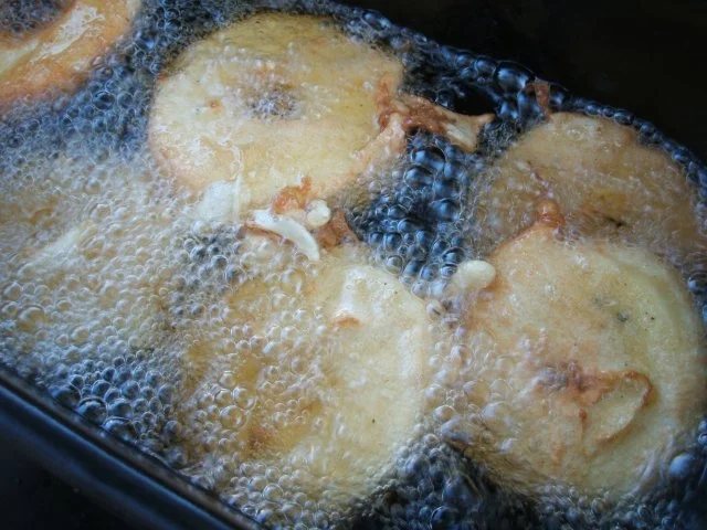 Rezept: Dessert: Apfelküchle - das 397igste Rezept Bild Nr. 8 Dessert: Apfelküchle - das 397igste Rezept - Rezept - Bild Nr. 8