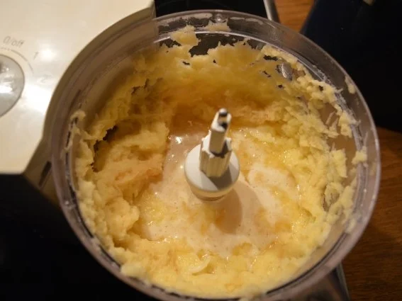 Rezept: Kartoffelpuffer / "Reibekuchen" mit Apfelmus Bild Nr. 6 Kartoffelpuffer / "Reibekuchen" mit Apfelmus - Rezept - Bild Nr. 6