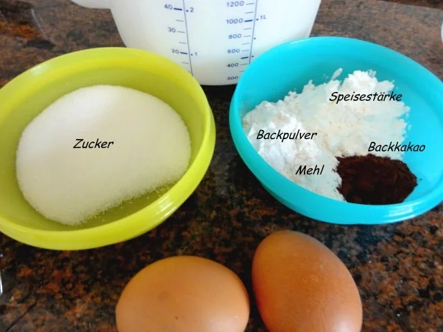 KuchenZwerg:   BISKUITTEIG ~ GRUNDREZEPT ~ dunkel - Rezept - Bild Nr. 2