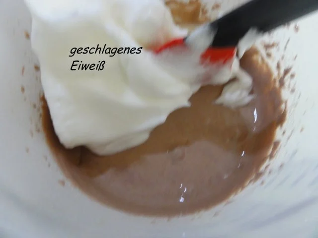 KuchenZwerg:   BISKUITTEIG ~ GRUNDREZEPT ~ dunkel - Rezept - Bild Nr. 6