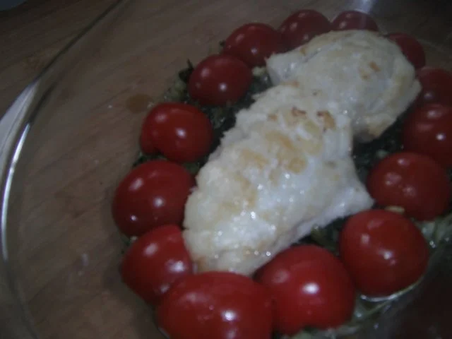 Seeteufel im Spinatbeet mit Tomatenmäuerchen - Rezept - Bild Nr. 5