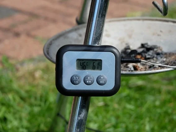 Selbst (an)geräuchterter Lachs mit Limetten-Jogurt Marinade - Rezept - Bild Nr. 2