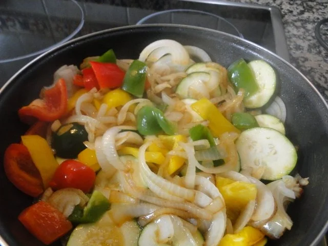 Tortilla Espanola con Chorizo    /Spanisches Omelet/ - Rezept - Bild Nr. 2