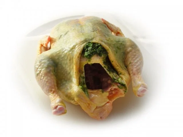 Rezept: Pesto- Brathuhn mit Pfifferling- Semmel-Füllung und Gemüse Bild Nr. 9 Pesto- Brathuhn mit Pfifferling- Semmel-Füllung und Gemüse - Rezept - Bild Nr. 9