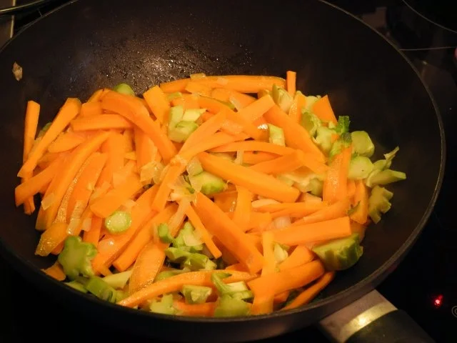 Gemüse - Pfanne mit Naturreis - Rezept - Bild Nr. 7