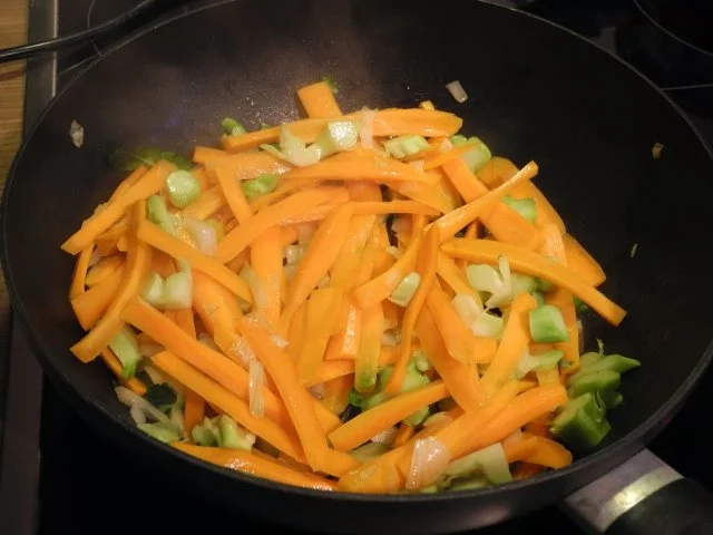 Gemüse - Pfanne mit Naturreis - Rezept - Bild Nr. 8