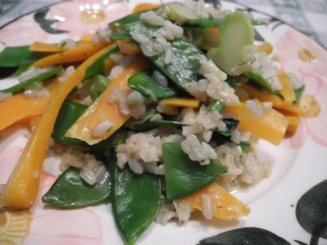 Gemüse - Pfanne mit Naturreis - Rezept - Bild Nr. 2