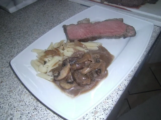 Rezept: Roastbeef sanftgegart (rückwärts) Roastbeef sanftgegart (rückwärts) - Rezept