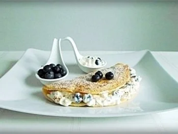 Rezept: Pfannkuchen mit Mascarpone-Heidelbeeren Füllung Bild Nr. 3 Pfannkuchen mit Mascarpone-Heidelbeeren Füllung - Rezept - Bild Nr. 3