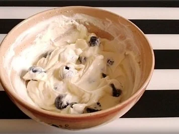 Rezept: Pfannkuchen mit Mascarpone-Heidelbeeren Füllung Bild Nr. 9 Pfannkuchen mit Mascarpone-Heidelbeeren Füllung - Rezept - Bild Nr. 9