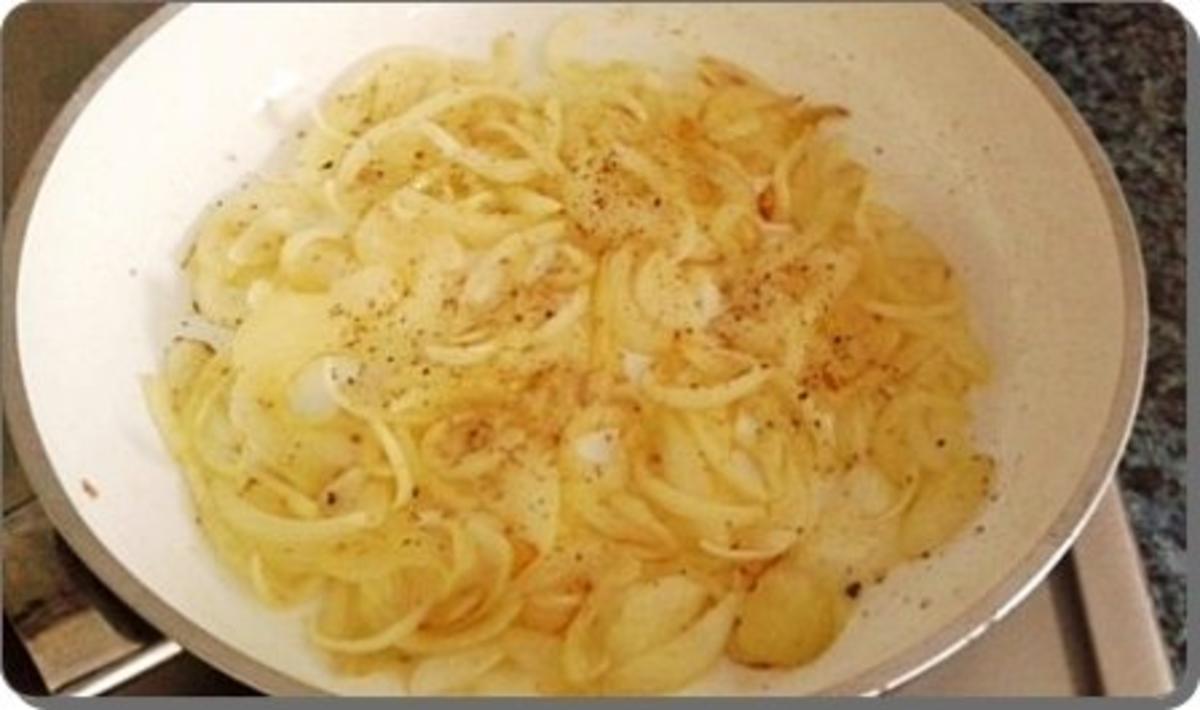 Zwiebelsuppe mit Bruschetta-Würfel und mit Grana Padano verfeinert - Rezept - Bild Nr. 7