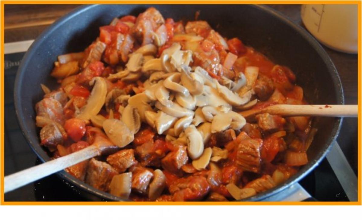 Rahmgulasch à la Papa mit Landnudeln - Rezept - Bild Nr. 11