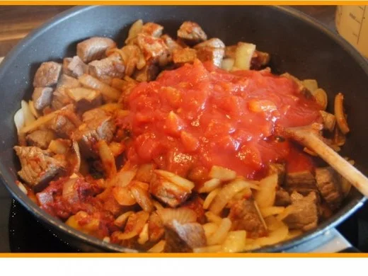 Rahmgulasch à la Papa mit Landnudeln - Rezept - Bild Nr. 10