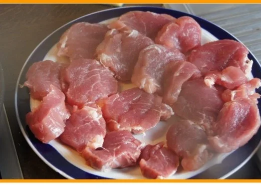 Rezept: Überbackenes Schweinefilet mit Käsekartoffelstampf Bild Nr. 4 Überbackenes Schweinefilet mit Käsekartoffelstampf - Rezept - Bild Nr. 4