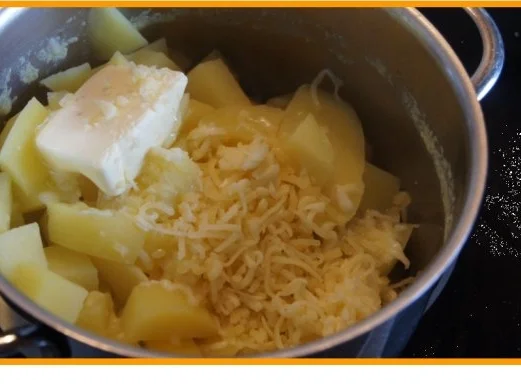 Rezept: Überbackenes Schweinefilet mit Käsekartoffelstampf Bild Nr. 14 Überbackenes Schweinefilet mit Käsekartoffelstampf - Rezept - Bild Nr. 14