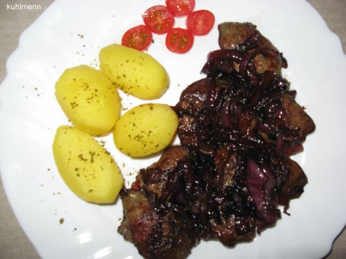 Hähnchen-Leber in Balsamico-Zwiebeln - Rezept - kochbar.de