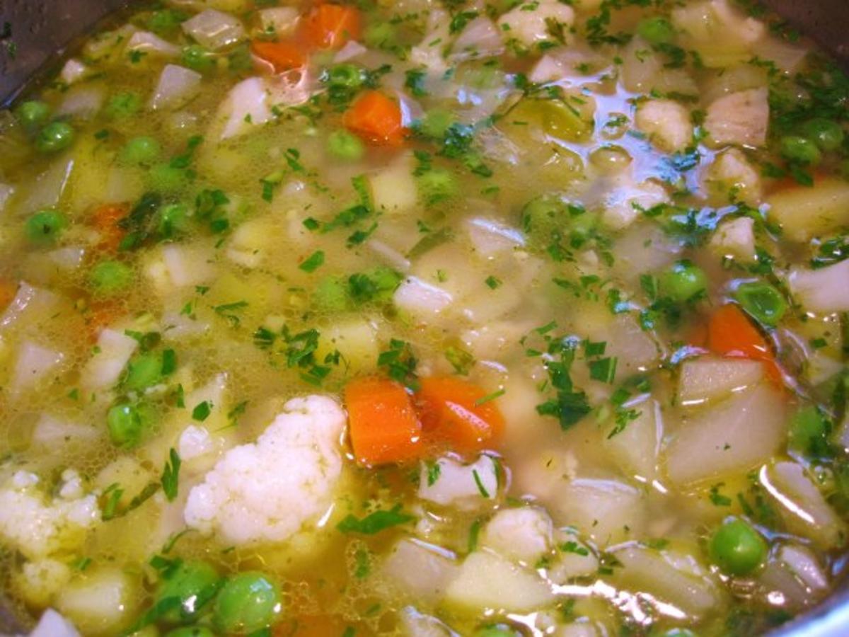 Gemüsesuppe mit Mark Klößchen - schnell & einfach - von mimi Gemüsesuppe mit Mark Klößchen - schnell & einfach - von mimi