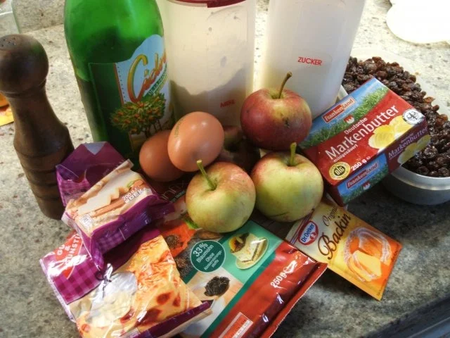 Rezept: Backen: Bratapfelkuchen - für meine liebe Jana zum Geburtstag ;-))))) Bild Nr. 2 Backen: Bratapfelkuchen - für meine liebe Jana zum Geburtstag ;-))))) - Rezept - Bild Nr. 2