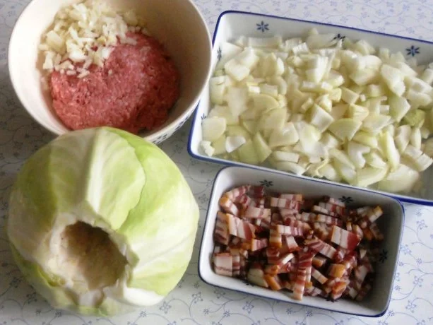 "Oma - Friede`s" - Kohlrouladen in einer feinen Sahnesauce. (Rzpt. um 1920) - Rezept - Bild Nr. 4