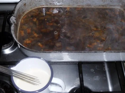 "Oma - Friede`s" - Kohlrouladen in einer feinen Sahnesauce. (Rzpt. um 1920) - Rezept - Bild Nr. 26