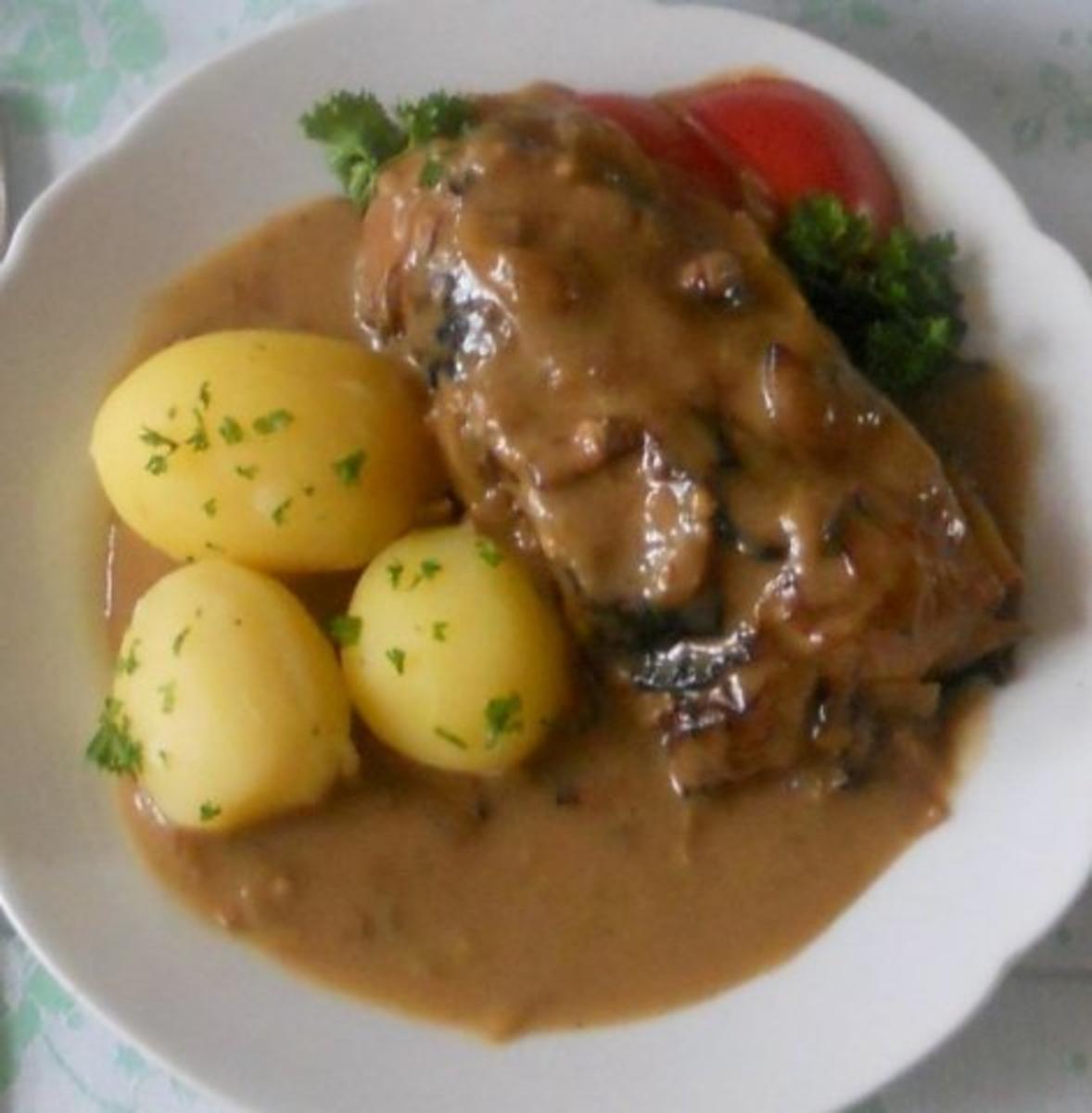 "Oma - Friede`s" - Kohlrouladen in einer feinen Sahnesauce. (Rzpt. um 1920) - Rezept - Bild Nr. 33