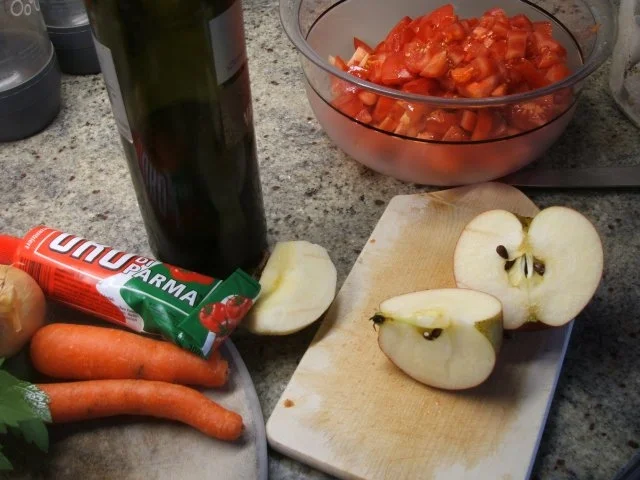 Soßen: Rote Soße - nicht nur aus Tomaten ;-) - Rezept - Bild Nr. 3